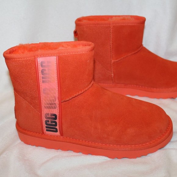 NIB UGG MINI SUEDE SHEARLING LINED LOGO ANKLE BOOTS ORANGE - Picture 5 of 8